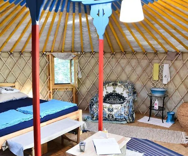 Lodge Alfoeldi Jurta Ruzsa